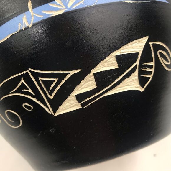 Native American Handcrafted Artist Signed Etched Painted Night Nature Pot 2018 - Picture 11 of 16